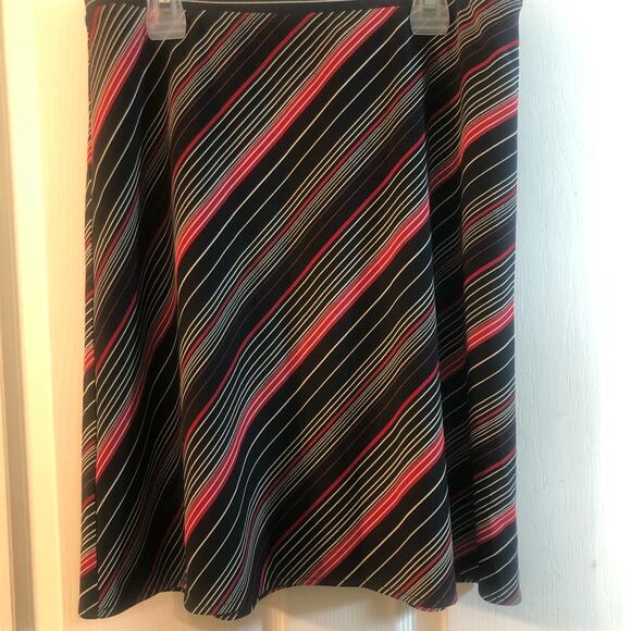 Express red, white, black diagonal skirt SMALL - Picture 1 of 7